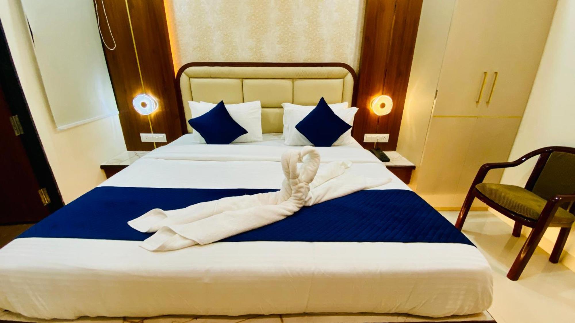 Hotel Aranyasutra Inaya, Indaur Exteriér fotografie