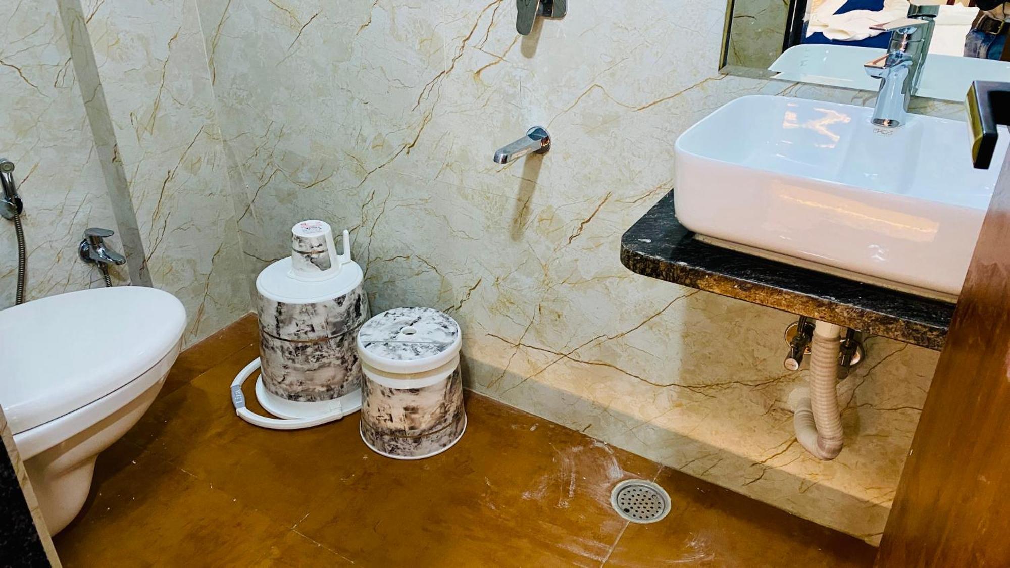 Hotel Aranyasutra Inaya, Indaur Exteriér fotografie